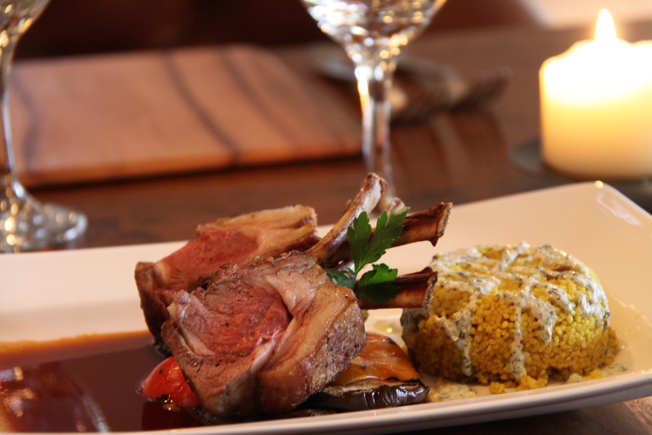The Bear'S Paw Hotel Warmingham Eksteriør billede Rack of lamb